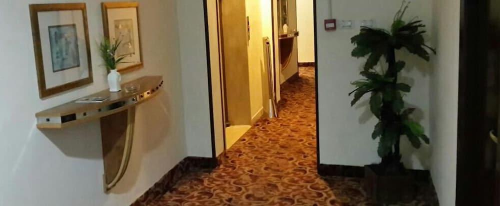 Renad Hotel อัมมาน ภายนอก รูปภาพ