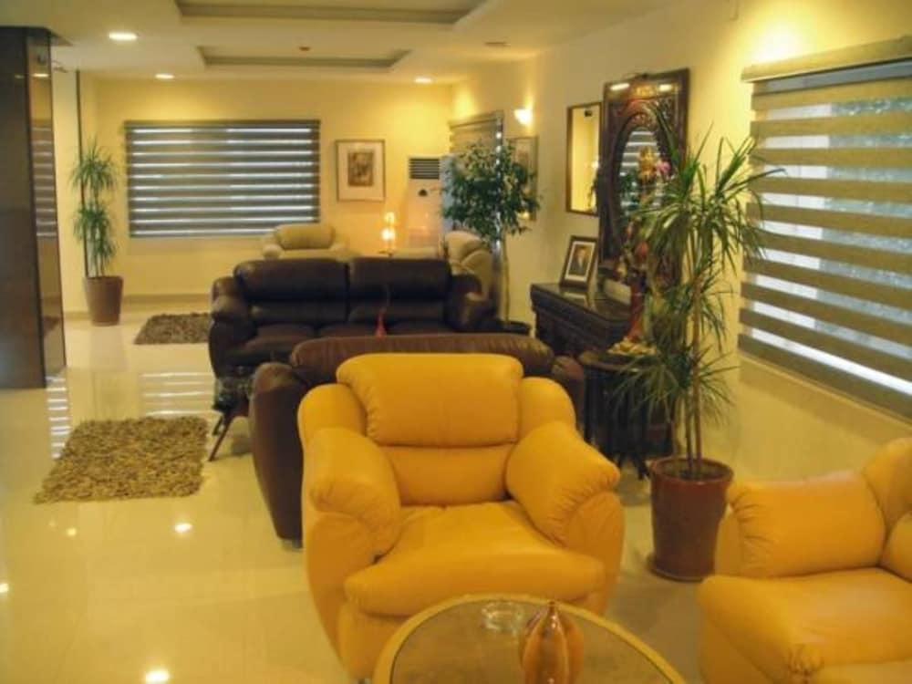 Renad Hotel อัมมาน ภายนอก รูปภาพ