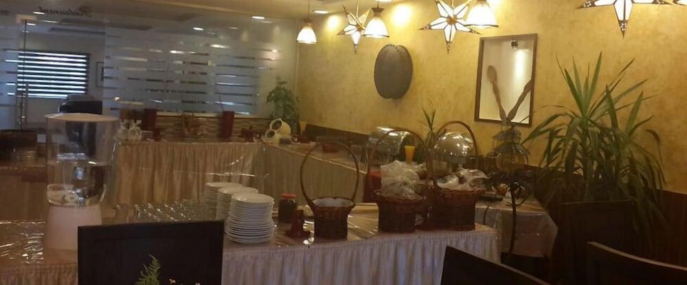 Renad Hotel อัมมาน ภายนอก รูปภาพ