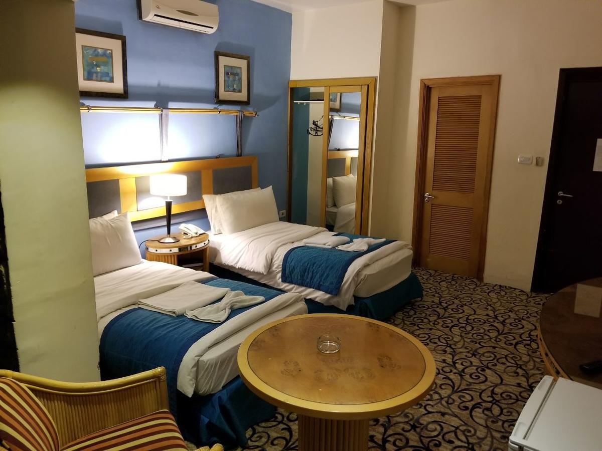 Renad Hotel อัมมาน ภายนอก รูปภาพ
